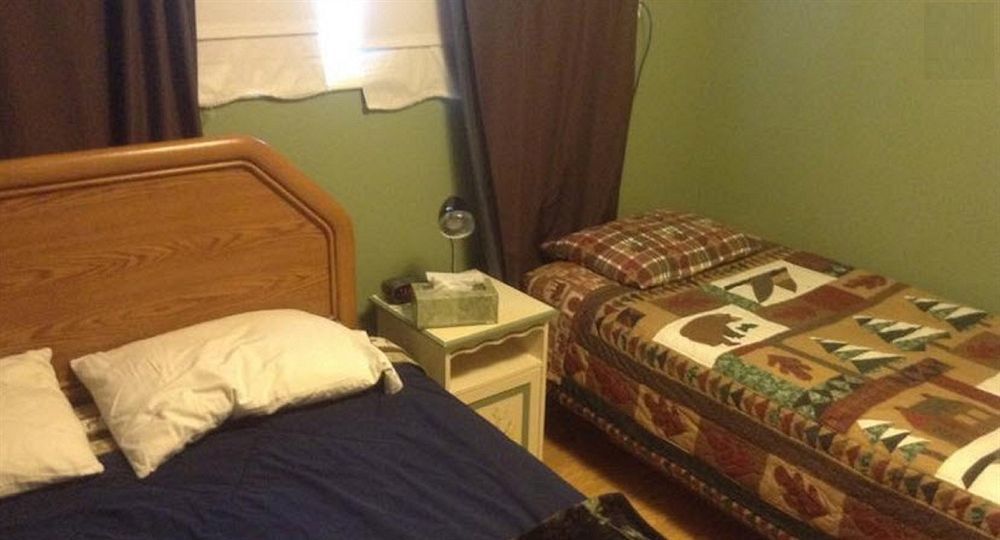 Frenchy'S Adventure Bed And Breakfast Anchorage Esterno foto